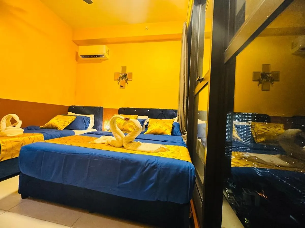 Deluxe Suites With Infinity Pool, Kids' Pool & Sea Jelutong Malaysia