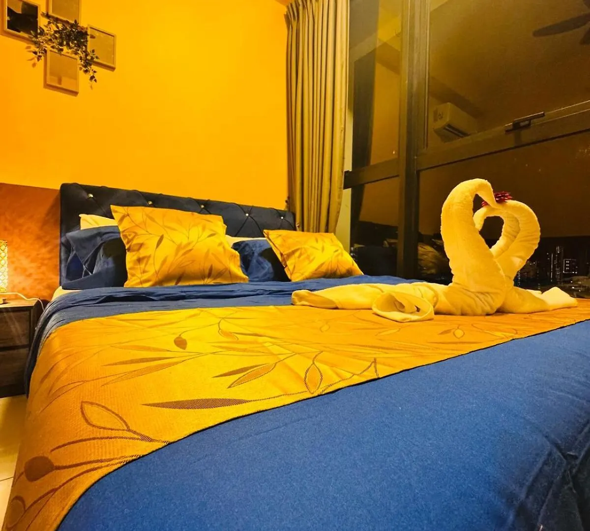 Deluxe Suites With Infinity Pool, Kids' Pool & Sea Jelutong Malaysia