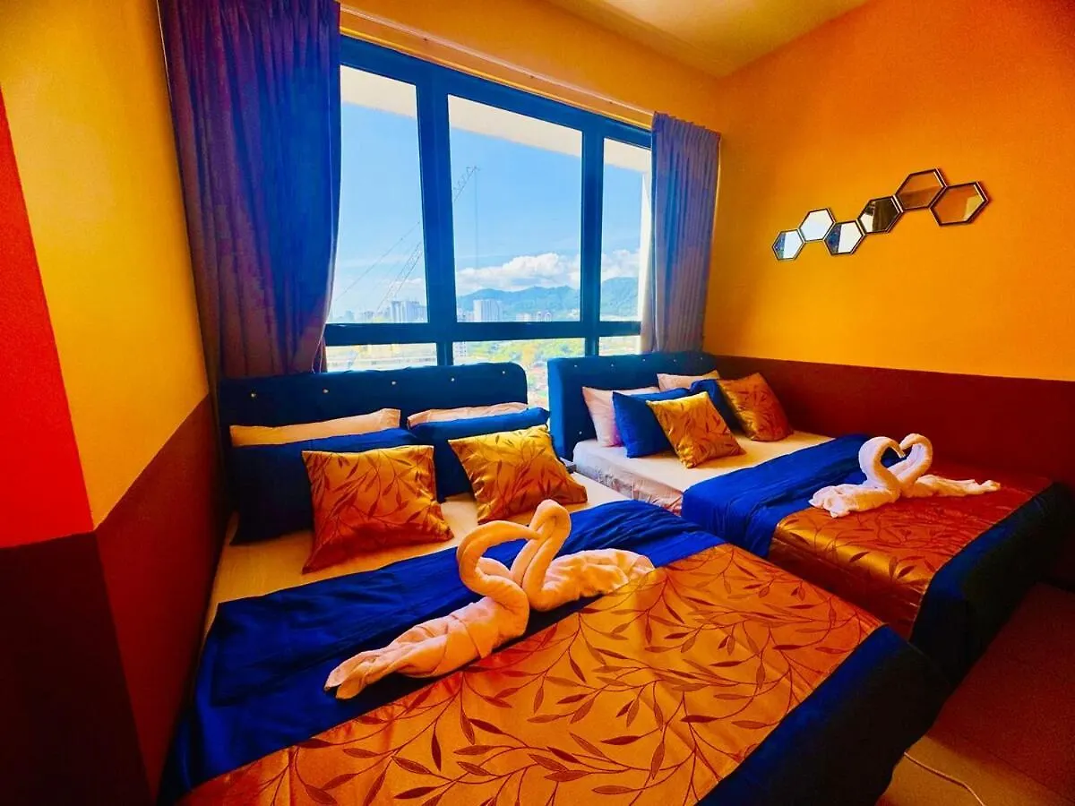 Deluxe Suites With Infinity Pool, Kids' Pool & Sea Jelutong Malaysia